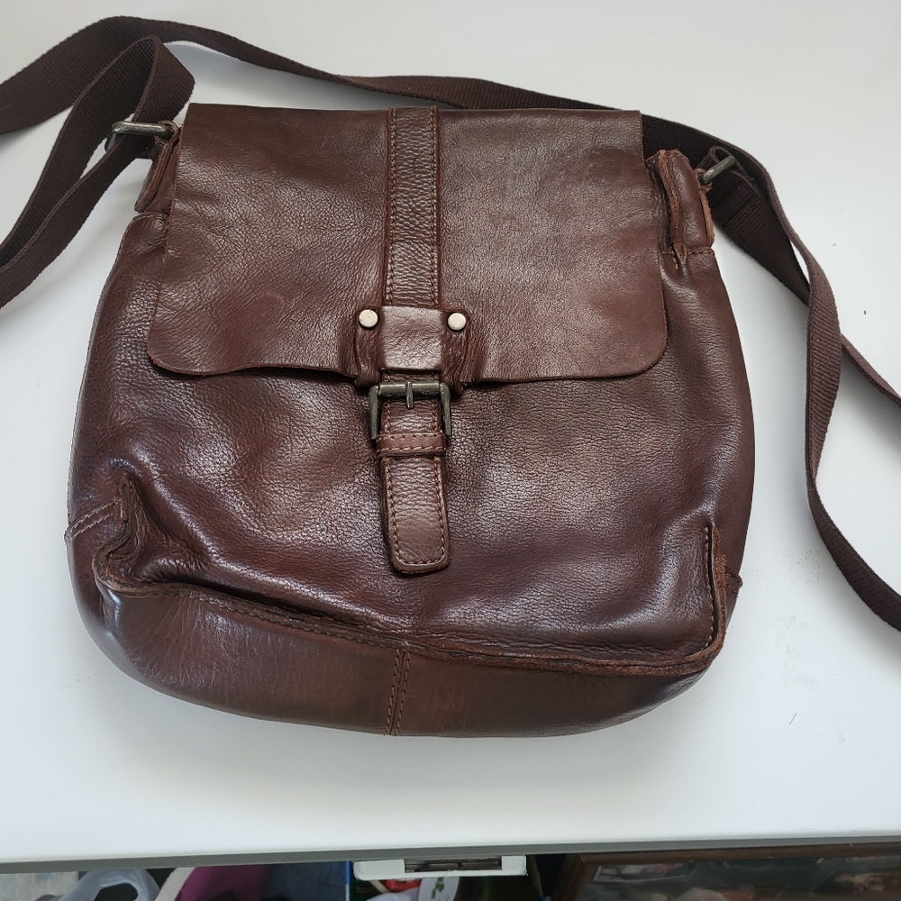 Leather Chesnut Brown Boho Shoulder Bag. Lined, Soft Leather